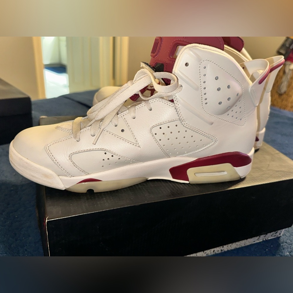 Air Jordan 6 Retro OG “Maroon” Size 11.5 - Picture 2 of 4